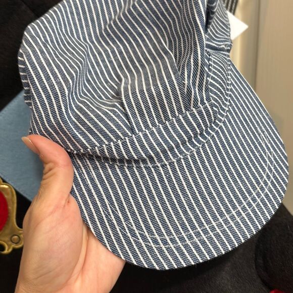 NWT POTTERY BARN KIDS TRAIN NO 9 COSTUME 4-6 & NWT CONDUCTOR HAT - Picture 7 of 7